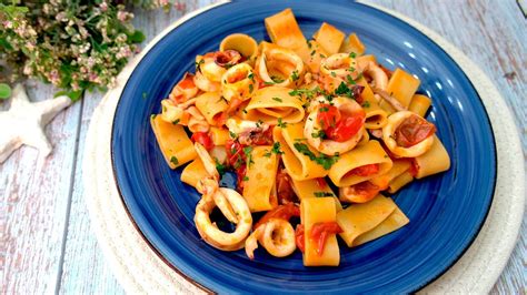 Ricetta Calamarata Come Fare La Pasta Con I Calamari Primo Piatto Con