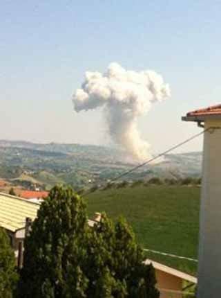 Esplode Fabbrica Di Fuochi Dartificio A Pescara Oggi