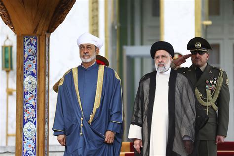 Oman S Sultan Arrives In Iran For Two Day Visit Meetings With Iranian