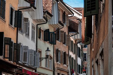 Häuser Fensterfront Gasse Kostenloses Foto Auf Pixabay Pixabay