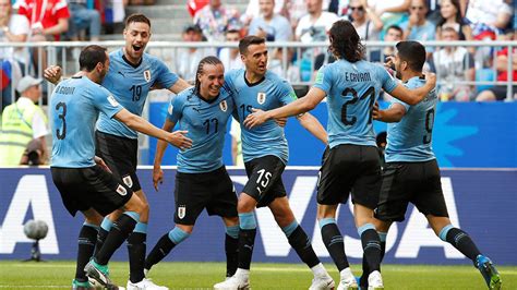 La Uruguay De Luis Suárez Desnuda Al Anfitrión Del Mundial Con Tres