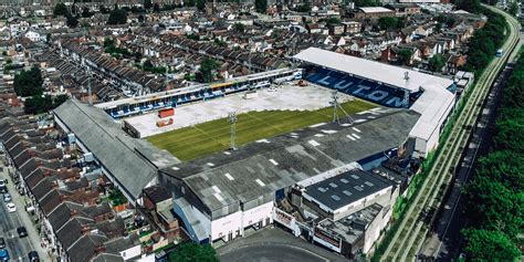 Luton S Kenilworth Road A Premier League Stadium Like No Other The