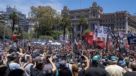 Kein Schritt zurück Nationaler Generalstreik in Argentinien gegen