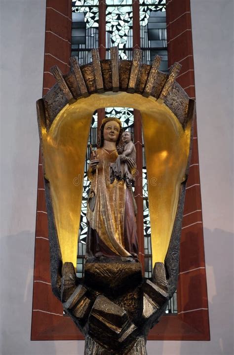 Virgen Maria Con El Beb Jes S Imagen De Archivo Imagen De