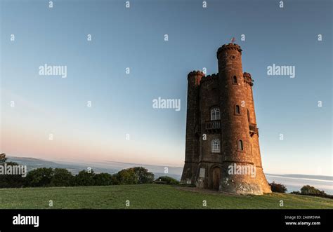 Broadway Tower, Broadway, Worcestershire, UK at sunrise Stock Photo - Alamy