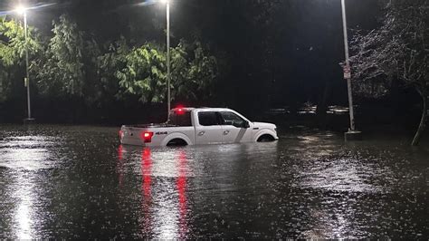 “Atmospheric River” = Mass Flooding - Vancouver, Canada : r/Wellthatsucks