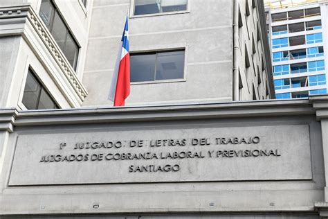 Juzgado De Letras Del Trabajo De Santiago Rechaza Acci N De Tutela De