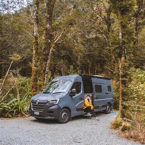 Milford Sound Camping - Milford Sound