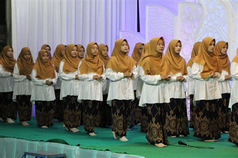 Madrasah Diniyyah Madin Pondok Pesantren Ath Thohiriyyah Sukses Gelar