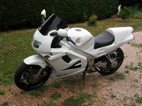 Honda vfr 750 rc36 ii