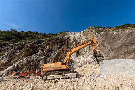 White Carrara Marble Quarry In The Apuan Alps Italy Stock Photo