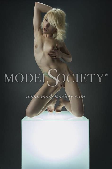 Light Cube Artistic Nude Photo By Photographer Lux Faber At Model Society