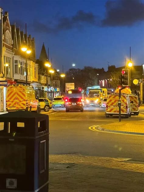 Mass Brawl Erupts Outside Popular Uk Pub As Nine Injured In Absolute