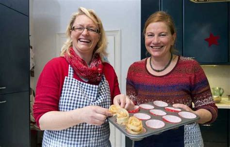 Alle Folgen von Lecker aufs Land das große Weihnachtsbacken online