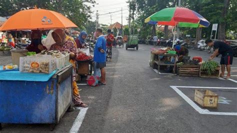 Update PSBB Surabaya Raya Tahap III Pasar Pegirian Lakukan Pengaturan