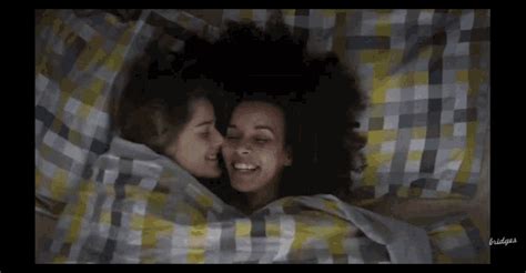 Morning Kiss Morning Kiss Lesbian Discover Share GIFs