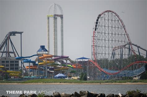 Magnum XL 200 at Cedar Point | Theme Park Archive