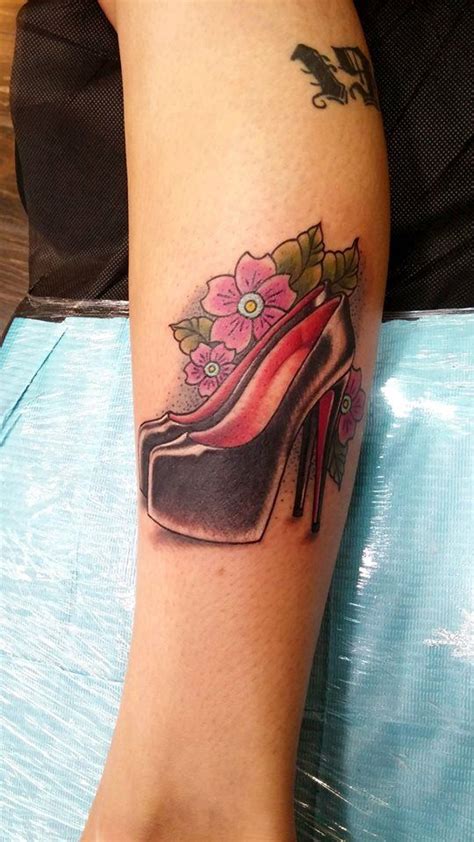 My High Heels Tattoo Made By Ronit Pines High Heel Tattoos Tattoos