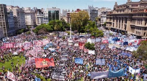 La CGT Las Dos CTA Y Movimientos Sociales Marcharon A Tribunales