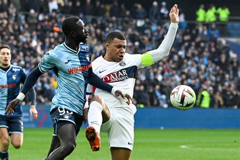 Ligue Le Psg Simpose Dans La Douleur Au Havre Malgr Lexpulsion