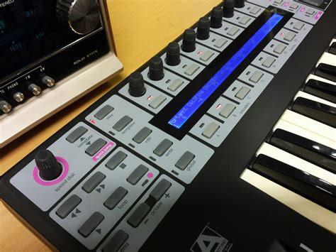 Novation Remote Sl Compact Studio Midi Keyboard