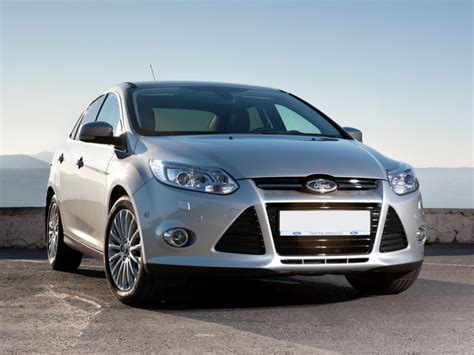 Комплектации Ford Focus III: интерьер, экстерьер, технические параметры