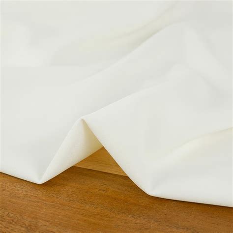 Crêpe Stretch Polyester Uni Blanc Cassé Tissu Souple et Élégant