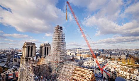 Notre Dame dernière ligne droite