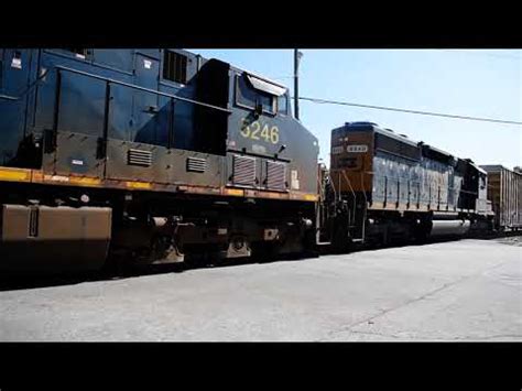 CSXT Locomotive 3203 Leads CSX Train Q692 Out Of Greenwood SC YouTube