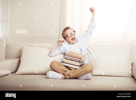 Child Little Boy Yawn Yawning Hi Res Stock Photography And Images Alamy