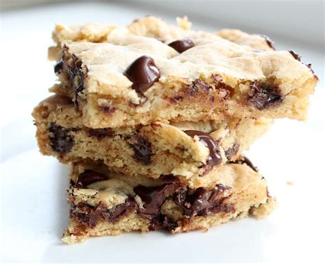 Soft Batch Cream Cheese Chocolate Chip Cookie Bars Real Life Dinner