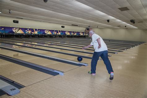 Bowling center at Scott undergoing renovations > Scott Air Force Base > Article Display