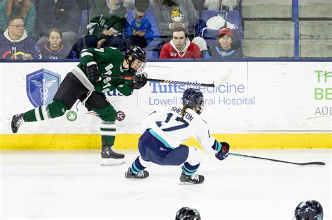 Photo Gallery Pwhl New York Vs Boston March 11th