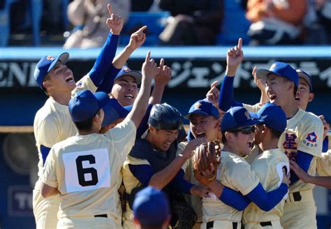 星稜 あのゴジラ松井を擁して以来、32年ぶりの神宮v 芦硲が大会7安打けん引「絶対に自分が走者を」― スポニチ Sponichi Annex 野球