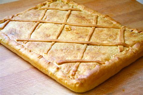 Empanada Gallega De Bacalao Y Pasas Receta Mercado Calabaj O