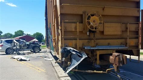 2 Severely Injured After Car Collides With Train In Faribault Fox 9