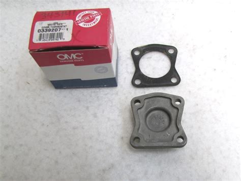 OMC Johnson Evinrude Thermostat Cover And Gasket 339207 0339207