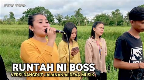 Asyiknya Dj Runtah Di Jalanan Bareng Aldeva Musik Youtube