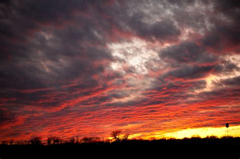 How To Photograph Amazing Sunsets