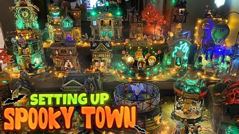 Setting Up Lemax Halloween Spooky Town Youtube