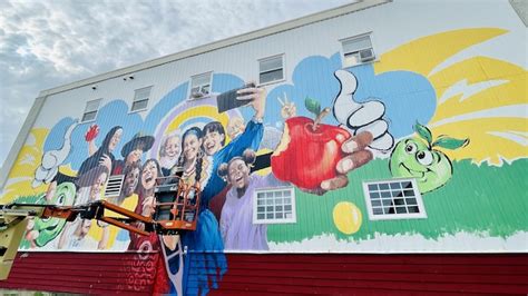 La Nouvelle Murale De Berwick Fait La Promotion De La Diversité Et De L’inclusion Radio Canada