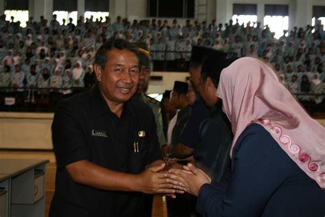 Pelantikan Pejabat Eselon Iii Dan Iv Sumpah Jabatan Pns Penyerahan