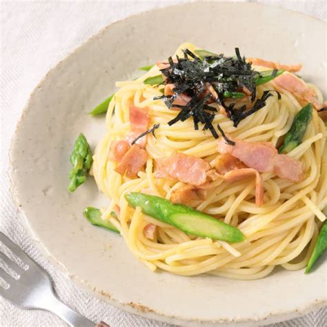 柚子胡椒風味のアスパラベーコン和風パスタ 作り方・レシピ クラシル