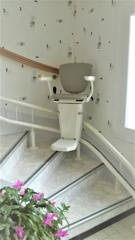 Innovation Interieur Siege Monte Escalier Otolift Fauteuil Escalier