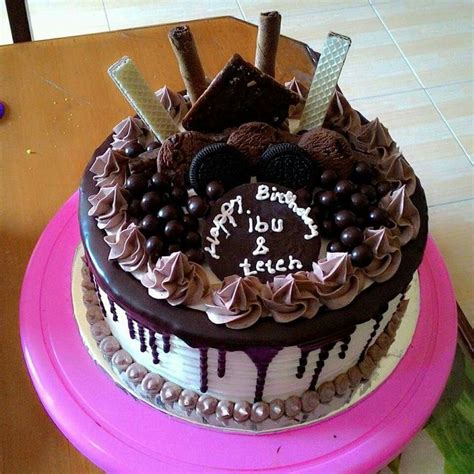 gambar foto kue ulang tahun - Deirdre King