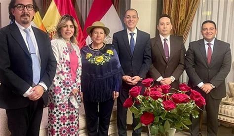 El Embajador Egipcio En Bolivia Aborda Con La Ministra De Asuntos