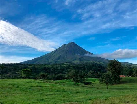 Days Tours Arenal Volcano Tortuguero Monteverde And Manuel Antonio