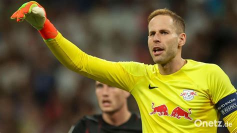 Gulacsi Nach Kreuzbandriss Zur Ck Auf Dem Trainingsplatz Onetz