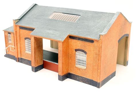 Hornby R7282 GWR Goods Shed