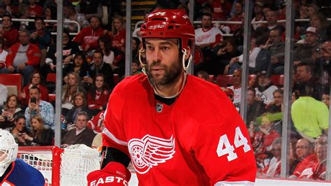 Todd Bertuzzi injures knee during NHL comeback attempt - Sports Illustrated